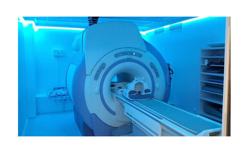 Larisa (MRI)